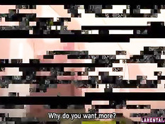 Парень сжимает большие сиськи хентай девки и ебёт в бритую киску