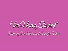 Лесбияночка Asa Akira делает массаж и лижет клитор Jennifer White