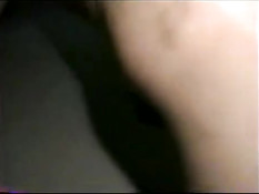 Любительница с волосатой пиздой сосёт мужику член и ебётся раком