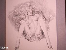 Красивая русская девка в чулках без трусиков гуляет по секс музею