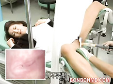 Японскую женщину в медицинской клинике оттрахали вибратором
