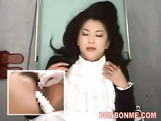 Японскую женщину в медицинской клинике оттрахали вибратором