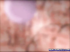 Возбуждённая хентай девчонка ночью мастурбирует киску руками