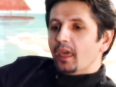 Светловолосая путешественница Silvia Saint трахается с мужчинами