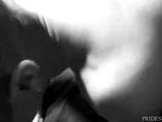 Мускулистые геи поймали и жёстко отъебали парня с видеокамерой