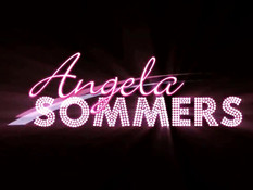 Блондинка в сетчатом боди Angela Sommers оттрахала брюнеточку