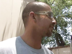 Счастливчик трахает секси блондинок Brooke Belle и Kendall Brooks