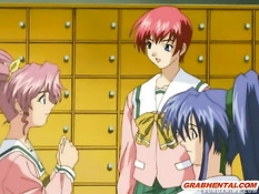 Перевозбудившийся мужчина принуждает к сексу хентай студенток