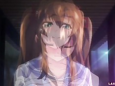 Молодой человек под дождём лижет киску грудастой хентай девке