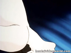 Парень раздевает красивую аниме женщину и занимается любовью