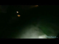 Он уговорил приезжую румынскую девку заняться сексом на улице