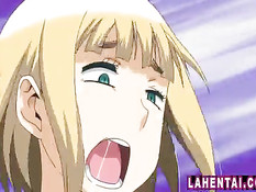 Светловолосая хентай подруга на улице подрочила член сиськами