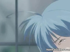 Охранник увидел в бассейне и оттрахал обнажённую хентай девку