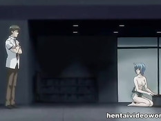 Охранник увидел в бассейне и оттрахал обнажённую хентай девку