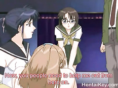 Две девчонки вместе с пареньком оттрахали злую хентай лесбиянку