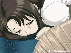 Две девчонки вместе с пареньком оттрахали злую хентай лесбиянку