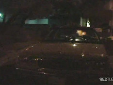 Блондинка из ретро порно сосёт и трахается с мужиком в его машине