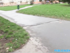 Пикапер ебёт в Праге юную русскую девку Angelina Doroshenkova