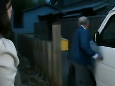 Дедуля жадно лижет киску и трахает свою молодую японскую жену