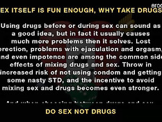 Двое парней занимались сексом с тремя горячими молодыми шлюхами