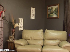 Кудрявая чернокожая чирлидерша трахается с тремя бойфрендами