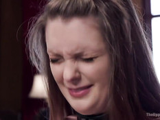 Жёсткий БДСМ секс в высшем обществе с двумя молодыми шлюхами