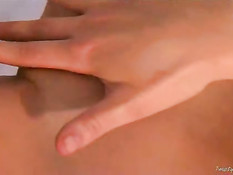 Caroline on the floor 2