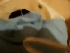 Парень в бейсболке включил камеру и отъебал раком брюнеточку