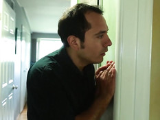 Мужчина отодрал в анал брюнетку с маленькой грудью Ashli Orion