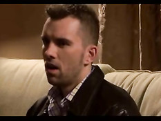 Голубые друзья отсасывают друг другу в позе 69 и ебутся в жопу