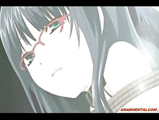 Развратный паренёк трахает связанных хентай девчонок на крыше