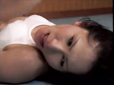 Инструктор по каратэ на татами ебёт молодую японскую спортсменку