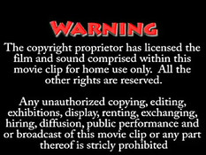 Парень отсасывает член на гей порно кастинге и даёт ебать в анал