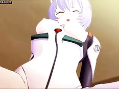 Хентай девка в комбинезоне сосёт у парня и садится на хуй сверху