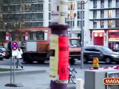 Грудастая немецкая девчонка Celina Davis ебётся с парнем в душе