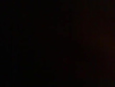 Девушка с интимной стрижкой мастурбирует вибратором и сквиртует