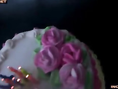 Сисястая блондинка Sarah Vandella зашла к парню в нижнем белье