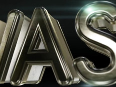 Девушка с большой грудью Ewa Sonnet гуляет в прозрачном белье