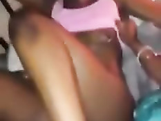 Негр в позе раком трахает длинным членом мокрую чёрную девушку