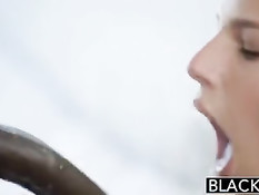 Чёрный друг засадил хуй в анус девушке в колготках Jillian Janson
