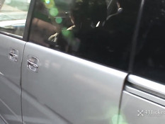 Парни схватили на улице красивую японку и оттрахали у себя дома