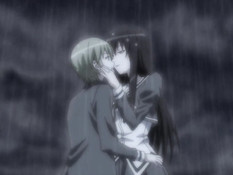 Похотливые хентай девчонки пристают к светловолосому пареньку