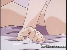 Блондинка лесбиянка трахает страпоном застенчивую хентай девку