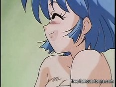 Блондинка лесбиянка трахает страпоном застенчивую хентай девку