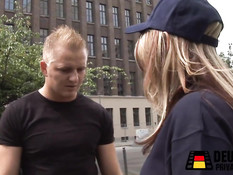 Привёз в лес и отымел раком молодую немецкую блондинку в очках