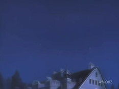 Сисястая хентай девка мастурбирует пока подруга ебётся с парнем