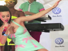 Сборник непристойных фотографий американской певицы Katy Perry