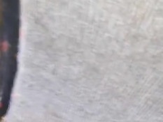 Парень снял с подруги шорты в автобусе и вылизал выбритую киску