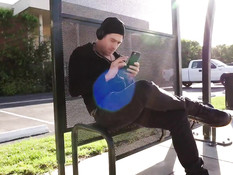 Сексуальная девушка Savannah Fox ебётся с парнем в подворотне