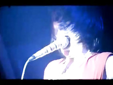 Эмо девка занимается сексом со своим бойфрендом под рок музыку